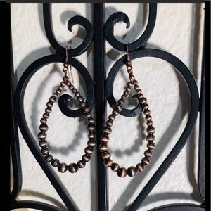 WESTERN NAVAJO PEARL EARRINGS • COPPER TONE BEADS